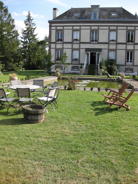 Le Gingko - Hotel Du Golf Parc Robert Hersant La Chaussée-dʼIvry Dış mekan fotoğraf